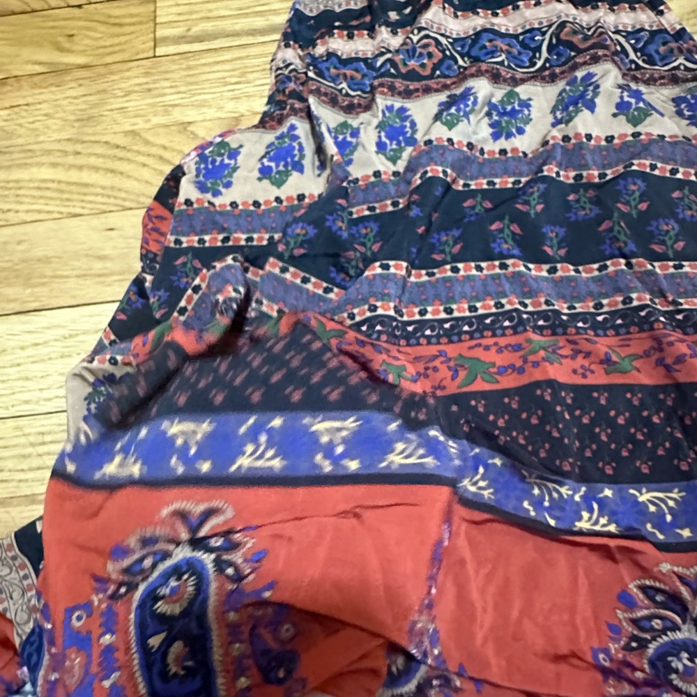 Beautiful stylish long tee from Farm Rio - Picture 2 of 5